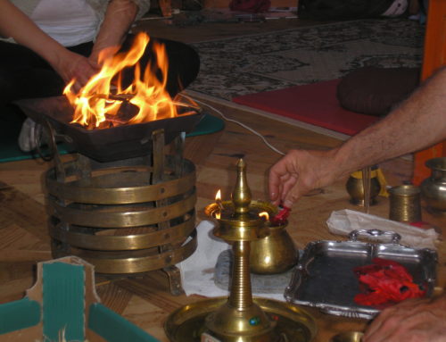 Mercredi 30 avril à partir de 17h : Rituel du Feu védique